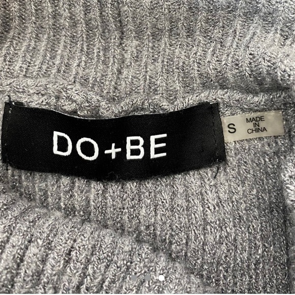 off the shoulder sweater!🦋 - Picture 3 of 3